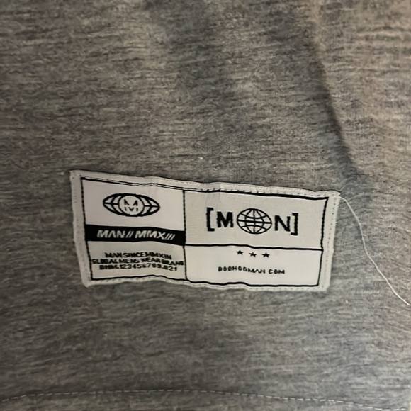 MAN Boohoo MAN Size XS Gray Offline Graphic Short Sleeve Soft And Stretchy Tee - Picture 3 of 6